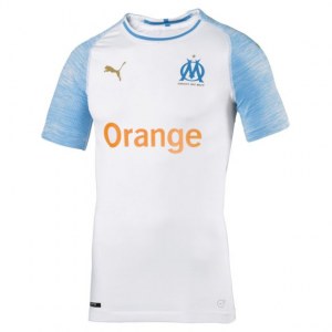 Déstockage en vêtements de football et MODE