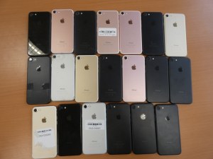 LOT IPHONE 7 EXCELLENT PRIX
