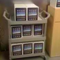 IPhone 4 32GB,IPADWi-Fi + 3G (16GB,32GB,64GB)