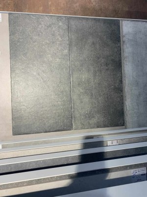 Lot de 108m² de carrelage effet pierre 50x100