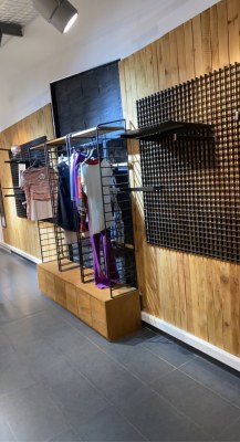 Agencement boutique prêt-à-porter