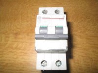 DISJONCTEUR BIPOLAIRE 16A