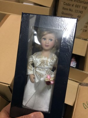 Poupées porcelaine Victorian Dolls