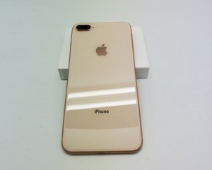 Testé - déverrouillé - iPhone 8 Plus (d'occasion) en gros
