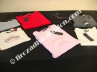 Lots de T-Shirts enfant Tommy Hilfiger.