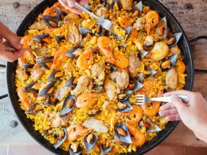 Poêle à paella - Revêtement Marbre - convient pour tout feux - 2 tailles dispo