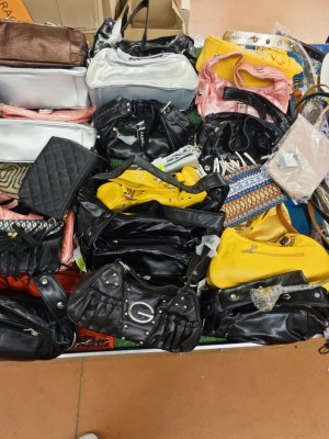 30 Palettes bazar petit électroménager