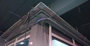 Chemins de cable dalle marine