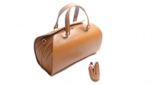 Sac à mains, sac à portée mains, en cuir veritable, made in Italy Ref: GCM 0068/A17