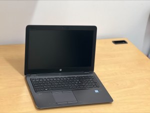 HP ZBook 15U G3 I5 2.3GHz 320 Go HDD 8Go RAM - Déclassé