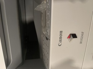 Vend lot important d’imprimantes laser, photocopieurs, traceurs et toners