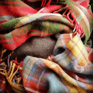 Etoles et écharpes pure laine/laine agneau