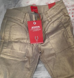 Friperie creme : Articles neufs