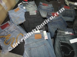 Jeans homme Ecko.