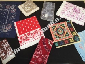 Lots d’écharpes et foulards M. Classic.