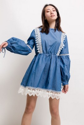 Stock prêt à porter femme