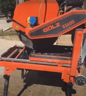 Scies manuelles et électriques