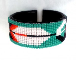 BRACELETS EN PERLES DE ROCAILLE