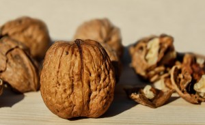 Benenuts - plaisir brut amandes cajous grillées pépites de mangue et maïs caramélisé