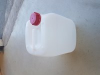 Bidons/Jerrican 10L plastique Neuf - resistant acide/base - contact alimentaire