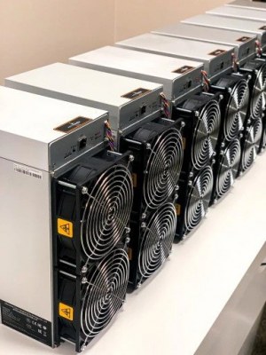 Solutions de mise à l'échelle, plates-formes GPU, Bitmain, Antminer, iPollo, Bobcat son...