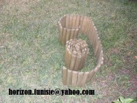 Bordure de gazon en bois