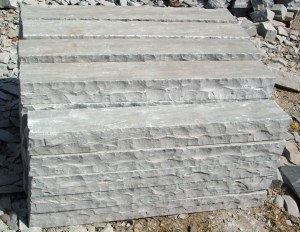 DESTOCKAGE MASSIF - Dalles de grès gris