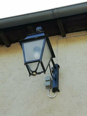 Lanternes à bras et appliques murales