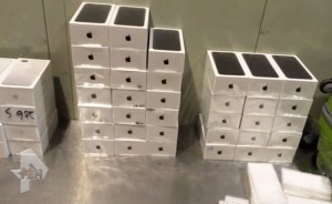 Recherche lot iphone 7 neuf ou ps4 neuf