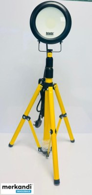 DESTOCKAGE Projecteur de chantier à LED Defender DF4000 230 V