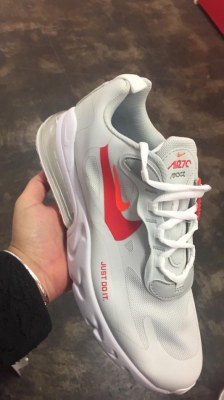 Recherche de baskets de marque