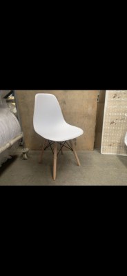 Lot de table + leur chaise