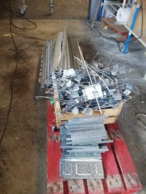 Ossature métallique en acier galvanisé pour faux plafond