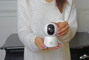 Liquidation Caméra de Surveillance WiFi rotative “Golf” – 285 unités – surveillance int...