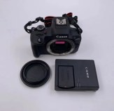 Canons R100 with Professional Level Photography 4K APS-C Format Mirrorless Camera