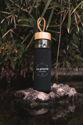 Gourde en verre et bambou