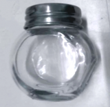 144 Pots en verre avec couvercle métal- 5,3\5cm - 0,35euros pièce