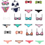 Lot de 450 maillots de bain neufs sous blister