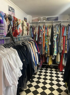 Lot de 1500 pièces vintage mixte années 60 à 2000