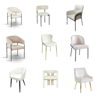CHAISES MIX DE 7 MODELES - LOT