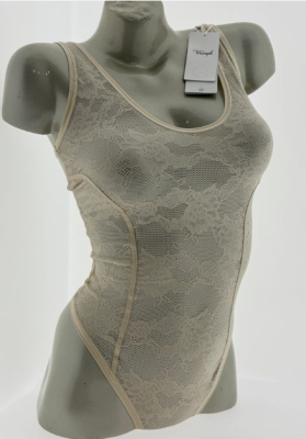 Super offre : Lingerie Sloggi- Playtex et Triumph :150 pieces incluant SG, slips et de...