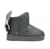 Lot 22 paires de bottes fourrées lapin strass