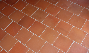 Isolant périphérique pour carrelage