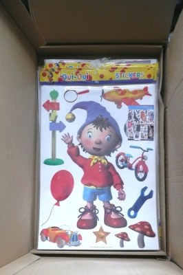 Lot de 72 stickers géants licence Ouioui