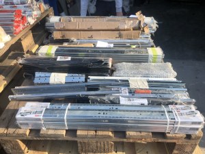 Glissières , coulisses de tiroirs neuves