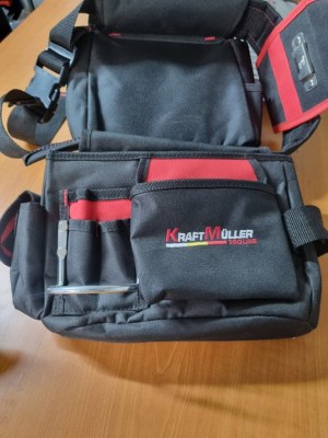 SAC A OUTILS NOIR ET ROUGE KM-1842