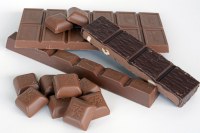 Cemoi - bonbons de chocolat au lait avec fourrage au praliné