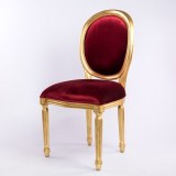 Chaise médaillon rouge