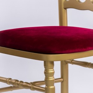 Chaises napoleons grosses quantités en stock