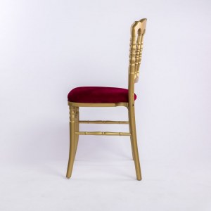 Chaises napoleons grosses quantités en stock